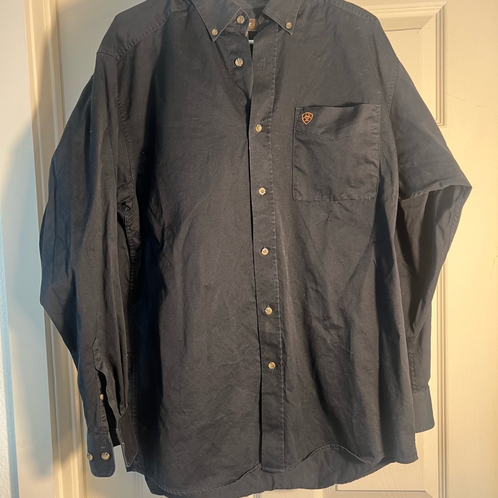Ariat Black Casual Button-Down Shirt size large